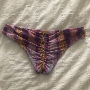 Onda de Mar bikini bottom